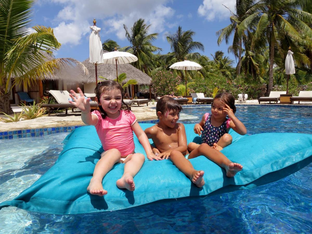 T-Land Resort Нембрала Екстериор снимка